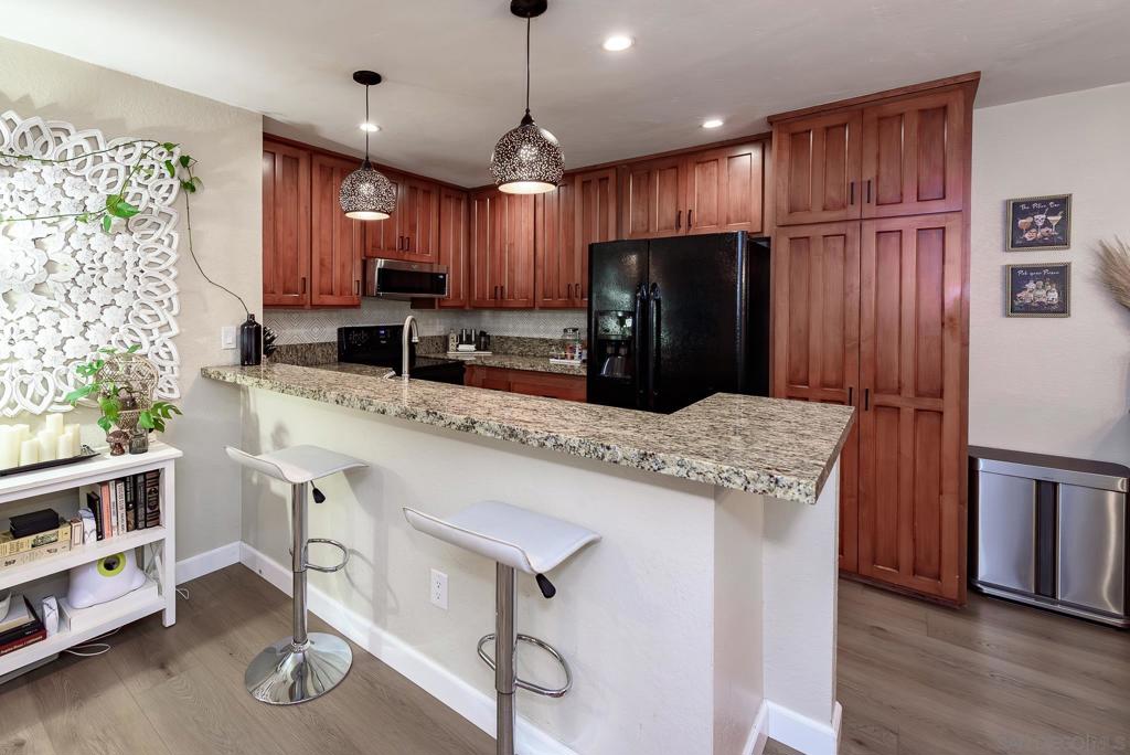 9149 Village Glen - photo 4