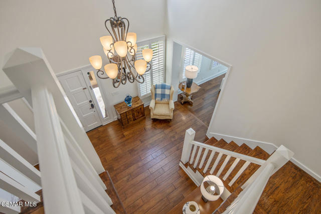 1732 Crooked Trail Place, Westlake Village CA: https://media.crmls.org/mediaz/933d501a-13d9-4d10-a576-e77aba41a6ec.jpg