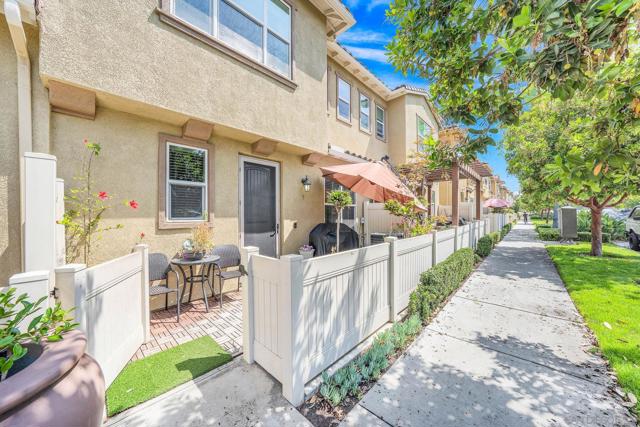 1367 Santa Diana Rd, Chula Vista CA: https://media.crmls.org/mediaz/933d60d1-de1a-4415-ae18-64cb6315d487.jpg