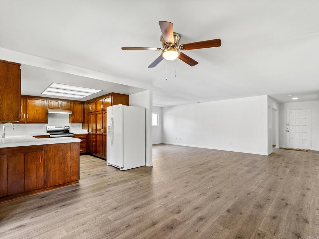 1634 Boyle Avenue - photo 10
