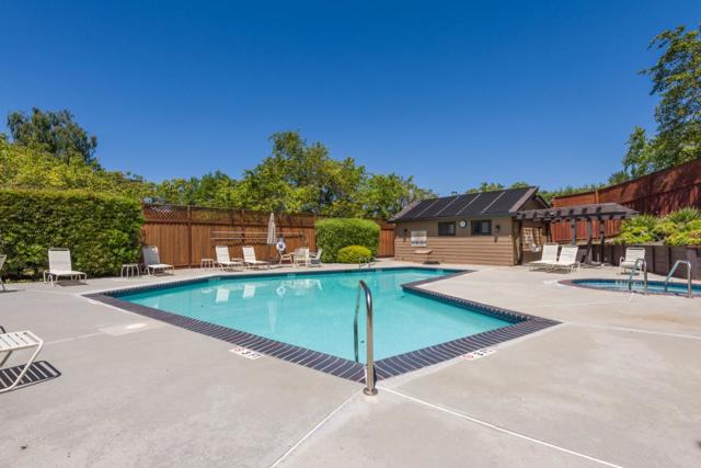 1265 Trinity Drive, Menlo Park CA: https://media.crmls.org/mediaz/933ebb59-faf4-4fdc-9c1d-b83d1cdea0b0.jpg