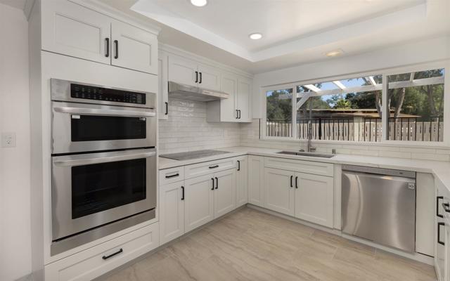 Detail Gallery Image 9 of 49 For 15408 Glentree Rd, Valley Center,  CA 92082 - 4 Beds | 2 Baths