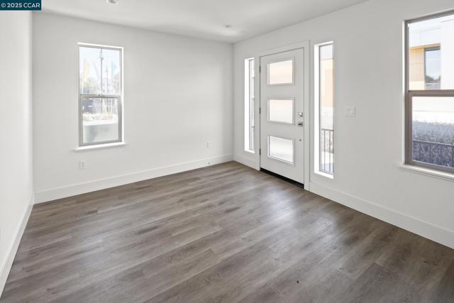 2818 Chattleton Lane, San Pablo CA: https://media.crmls.org/mediaz/933f1844-cf2a-4ec0-a76f-bb85bb5b29a2.jpg