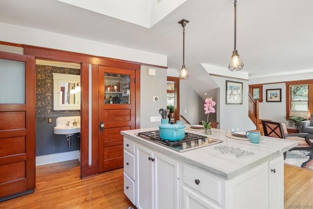 4472 Hortensia St, San Diego CA: https://media.crmls.org/mediaz/933f696e-1a79-47ea-af05-669ec119f43b.jpg