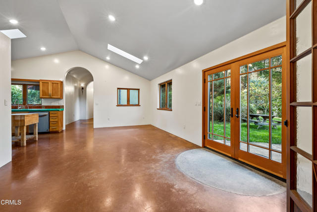 Detail Gallery Image 5 of 42 For 19204 Benson Ln, Fort Bragg,  CA 95437 - 2 Beds | 2 Baths