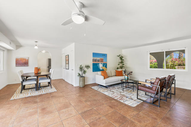 1423 N Avenida Caballeros, Palm Springs, CA 92262