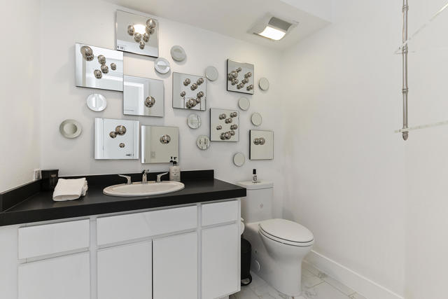 54841 Inverness Way, La Quinta CA: https://media.crmls.org/mediaz/933fcfb0-9420-4858-883f-b819754dcf9f.jpg