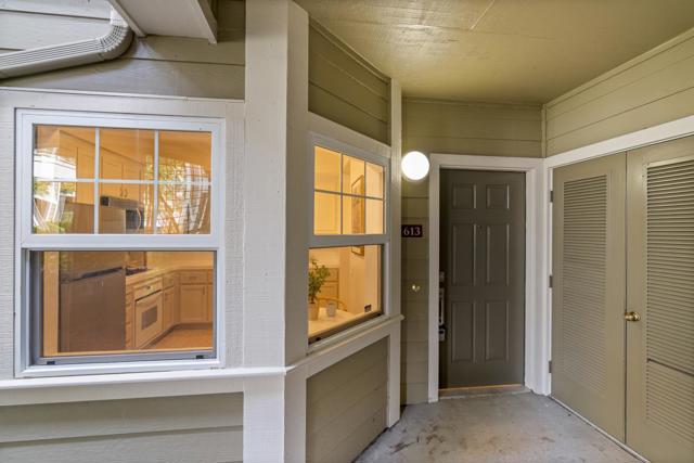 613 Swallowtail Court, Brisbane CA: https://media.crmls.org/mediaz/933fe433-c6c0-47fc-b695-61d72dd63e16.jpg