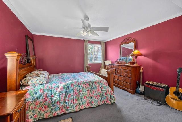 Image 41 of 49 For 20555 Mountain View Road