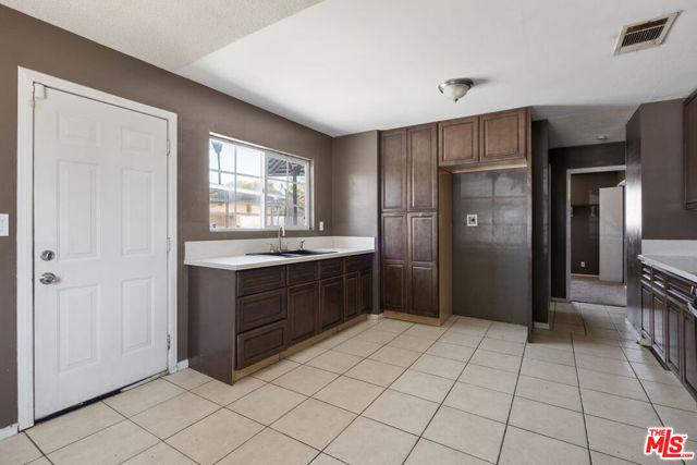 1408 W Olive Street, San Bernardino CA: https://media.crmls.org/mediaz/93417dae-2123-415c-89d0-0d9d90eb35a3.jpg