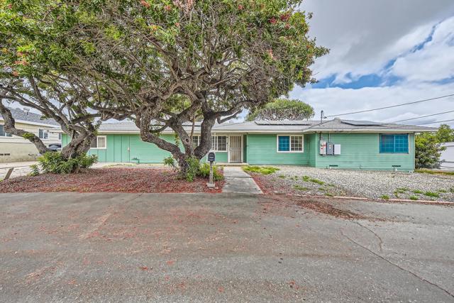 2535 Corona St, Lemon Grove CA: https://media.crmls.org/mediaz/9341bde0-e56c-4e12-ad4e-aab7a009ede3.jpg