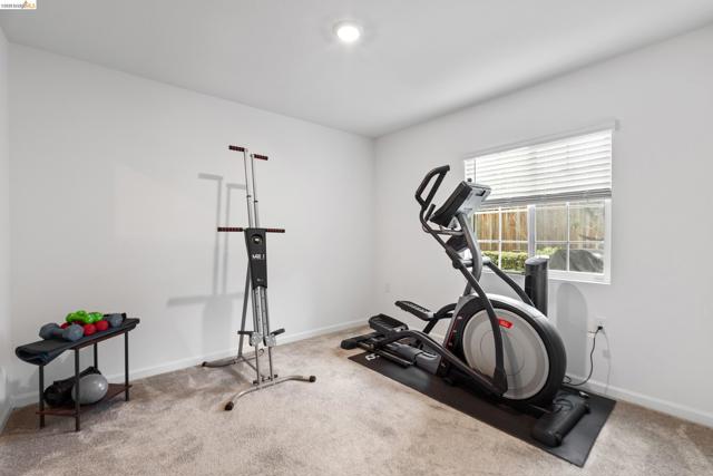 Image 43 of 58 For 16306 Ridgehaven Dr  Unit 104