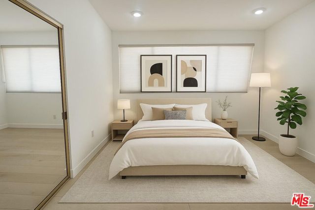 131 N Wetherly Drive, Los Angeles CA: https://media.crmls.org/mediaz/9342bb71-7109-4c21-a055-7ca0d45ddc57.jpg