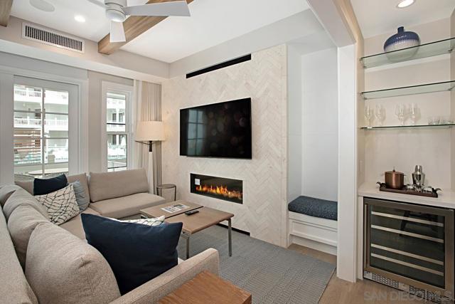1500 Orange Ave, Coronado CA: https://media.crmls.org/mediaz/9342c733-8ef1-4184-b8e7-6eabafe0a6ec.jpg