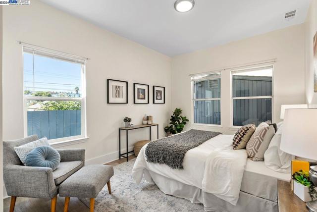 Image 18 of 46 For 1206 23rd Street