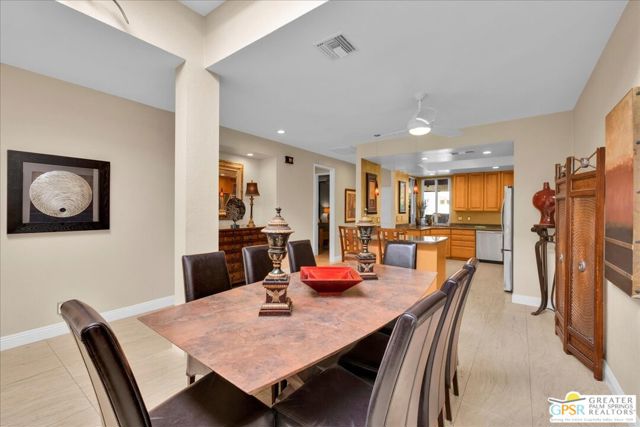 1254 E Andreas Road, Palm Springs CA: https://media.crmls.org/mediaz/93432839-cf0a-4333-95c7-f1c73e1ceb58.jpg