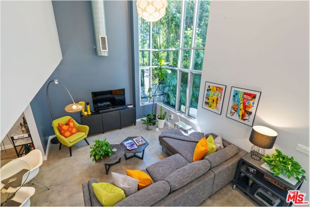 2 Bed Home for Sale in Los Angeles, California