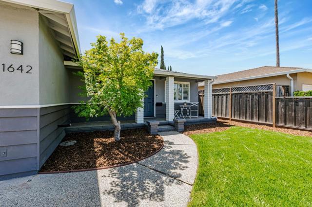 1642 Orchard View Drive, San Jose CA: https://media.crmls.org/mediaz/93449bd6-6793-4a81-b2f3-1c4f8903d31f.jpg