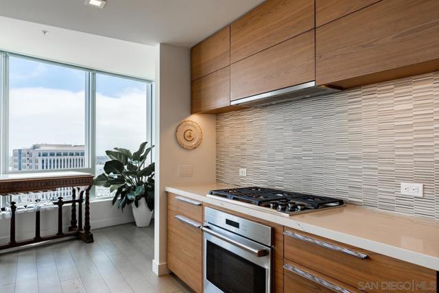 Image 10 of 51 For 888 E Street  2304