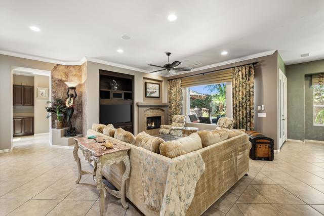 61188 Cactus Spring Drive, La Quinta CA: https://media.crmls.org/mediaz/934862dc-97c8-4277-9c2d-4e4dd103d3a6.jpg