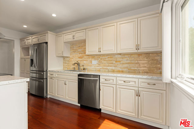 Drew Fenton | 289 S Barrington Avenue Los Angeles CA | MLS: 7268820 Drew Fenton | 289 S Barrington Avenue Los Angeles CA | MLS: 7268820
