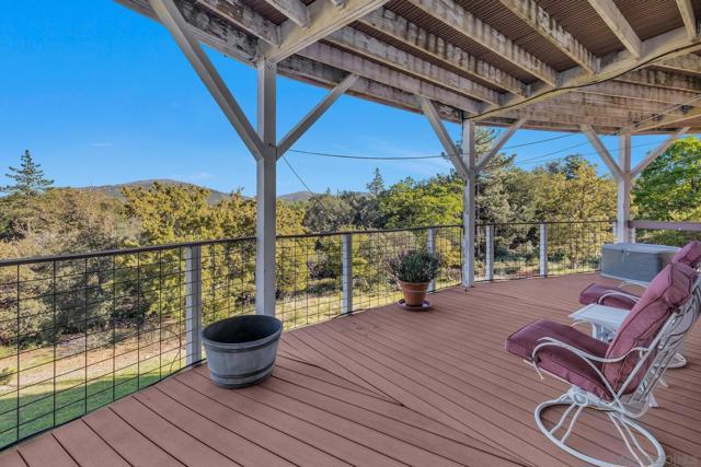 4667 Luneta View Rd, Julian CA: https://media.crmls.org/mediaz/934a337d-4262-4491-84cf-856c0709b757.jpg