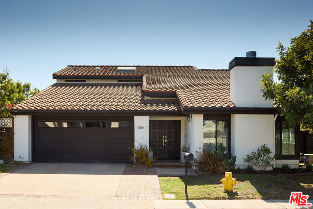 10862 Garland Drive photo 1