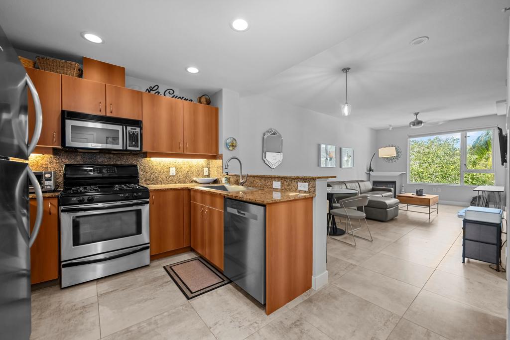 300 Beech - photo 15