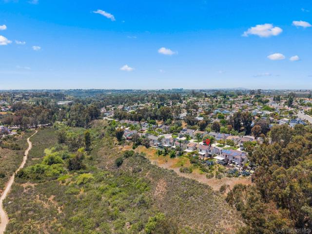 5751 Menorca Dr, San Diego CA: https://media.crmls.org/mediaz/934defd5-cd3f-4a39-84c6-277763ace7fc.jpg