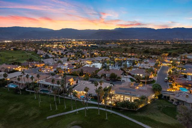 352 Crest Lake Drive, Palm Desert CA: https://media.crmls.org/mediaz/934ebda0-4370-4f3a-bf4e-e8ca9b5b7dc3.jpg