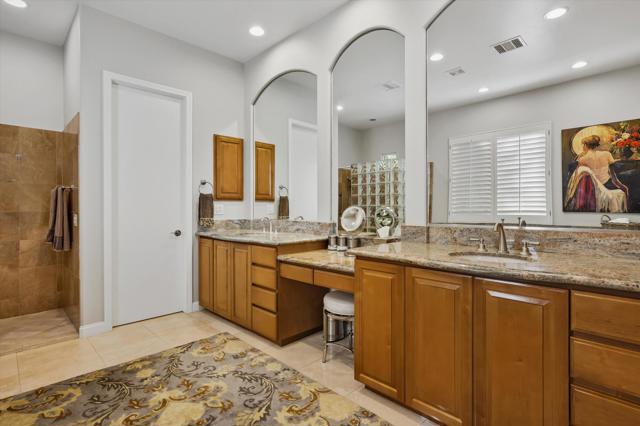 81205 Kingston Heath, La Quinta CA: https://media.crmls.org/mediaz/934f8abd-d717-406d-b649-e31bd9f647c5.jpg