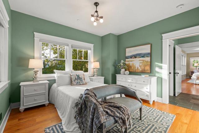 385 Miramar Drive, Half Moon Bay CA: https://media.crmls.org/mediaz/934f8e90-5f9e-42d7-af8c-8e0ec567e886.jpg