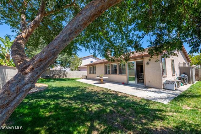 1633 Lola Way, Oxnard CA: https://media.crmls.org/mediaz/934ff3ee-8ee9-4d5a-b278-23ff2c2a850e.jpg