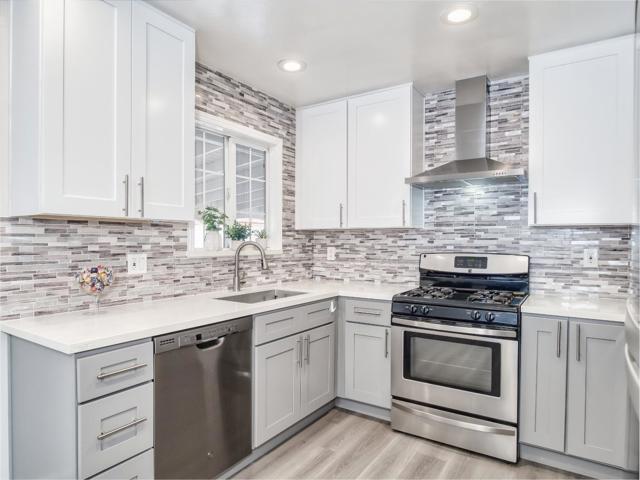 4864 Snow Drive, San Jose CA: https://media.crmls.org/mediaz/9350032a-eabb-4926-870a-54e2e109866b.jpg