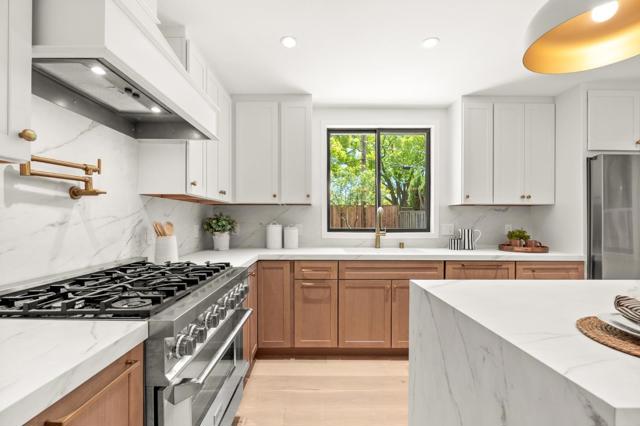 2082 Juliana Court, Santa Clara CA: https://media.crmls.org/mediaz/9350f1fb-01dd-4bac-ac99-09ed5ce394ad.jpg