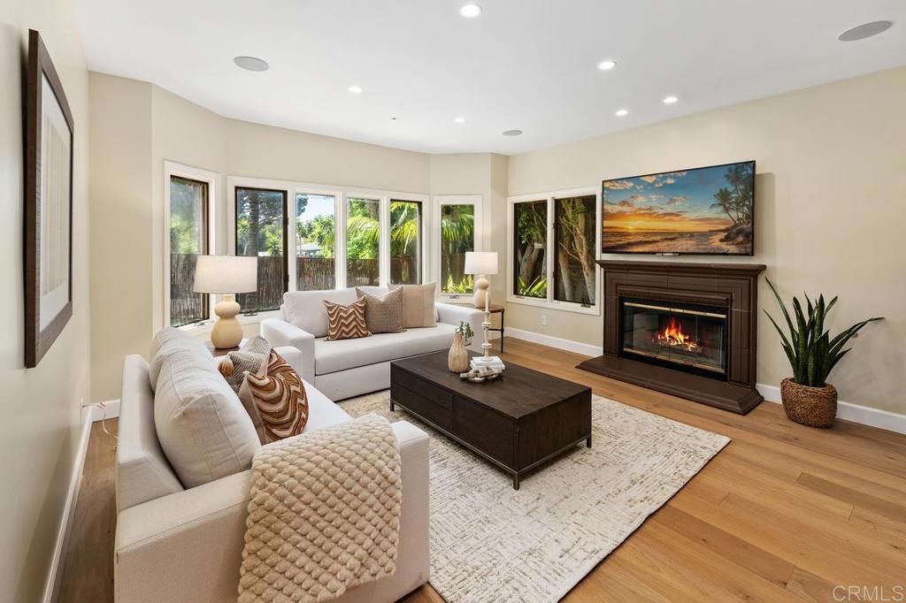 1056 Woodside Way - photo 17