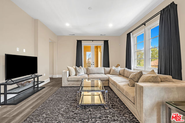 23500 Park Sorrento, H41 photo 3