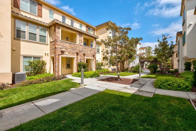 416 Topaz Terrace, Sunnyvale CA: https://media.crmls.org/mediaz/93548c40-8cd7-4cb0-b9e2-8ac952eb2249.jpg