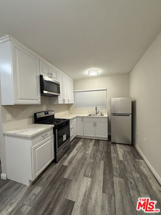 2922 S Budlong Avenue, Los Angeles CA: https://media.crmls.org/mediaz/93563ebc-5b2d-4e42-813b-a07267cb4fec.jpg