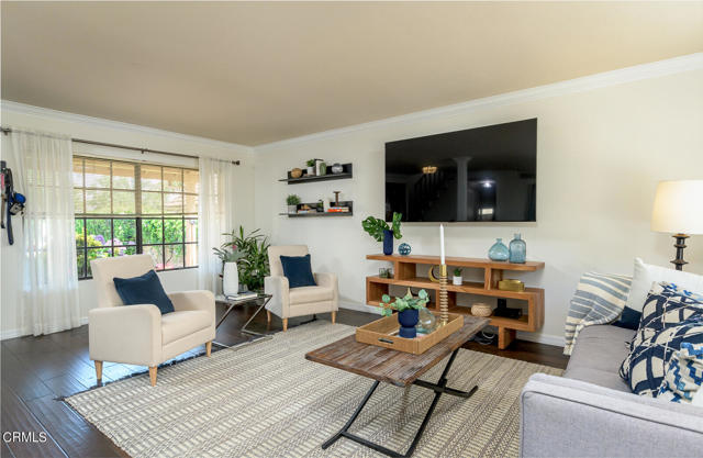 Detail Gallery Image 9 of 64 For 15959 Filbert St, Sylmar,  CA 91342 - 4 Beds | 2/1 Baths