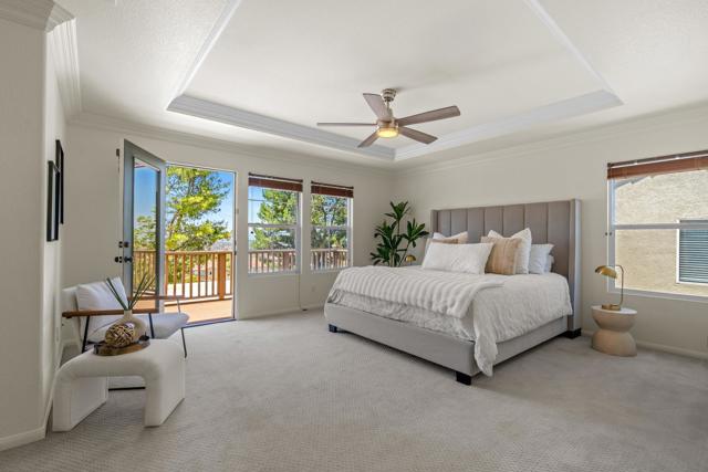 366 Plaza Paraiso, Chula Vista CA: https://media.crmls.org/mediaz/9356f7ef-670e-4b66-a765-ea2cdf007a53.jpg