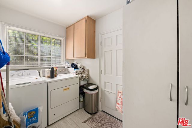 6410 W 6th Street, Los Angeles CA: https://media.crmls.org/mediaz/9357da6e-605a-4d63-a670-88ea251710a6.jpg