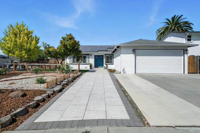 552 Bluefield Drive, San Jose CA: https://media.crmls.org/mediaz/93582f58-d358-49a0-a726-139ed4dab6f6.jpg