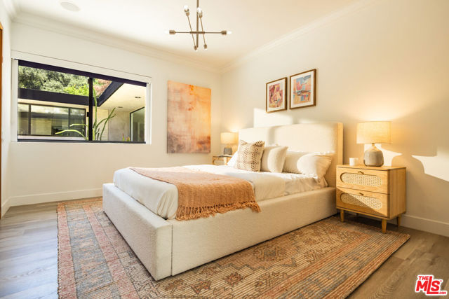 9991 Liebe Drive, Beverly Hills CA: https://media.crmls.org/mediaz/935a0c2e-8850-4c5f-aaaa-99b23b1a997d.jpg