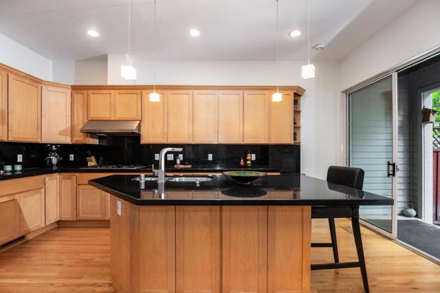 18 Ryan Court, Stanford CA: https://media.crmls.org/mediaz/935a1a81-c0c6-468b-9193-8dd7aa4ec548.jpg