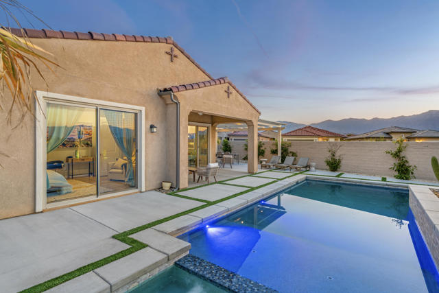 10 Zinfandel, Rancho Mirage CA: https://media.crmls.org/mediaz/935bcb32-ac0e-4b1e-bdd2-afbde40a7363.jpg