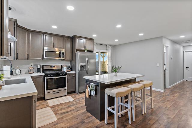 Detail Gallery Image 2 of 32 For 3822 Enero Ct, San Diego,  CA 92154 - 3 Beds | 2 Baths