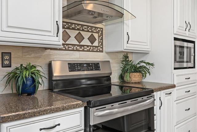 Detail Gallery Image 20 of 51 For 4623 Telescope, Carlsbad,  CA 92008 - 3 Beds | 2/1 Baths