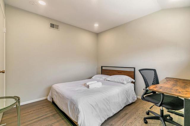 2739 Saint Giles Lane, Mountain View CA: https://media.crmls.org/mediaz/935ce8f6-2ca4-40c8-870f-10841d858b1a.jpg
