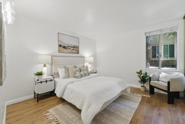 505 Cypress Point Drive, Mountain View CA: https://media.crmls.org/mediaz/935cf8cd-992a-4fa1-910e-6184dba291eb.jpg
